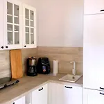 - Perle Im Grünen - Im Land Der Tausend Seen Apartment